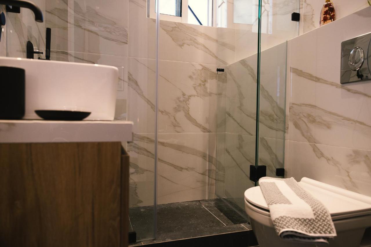 Spacious Apartment Close To The Sea And The City Center 아테네 외부 사진